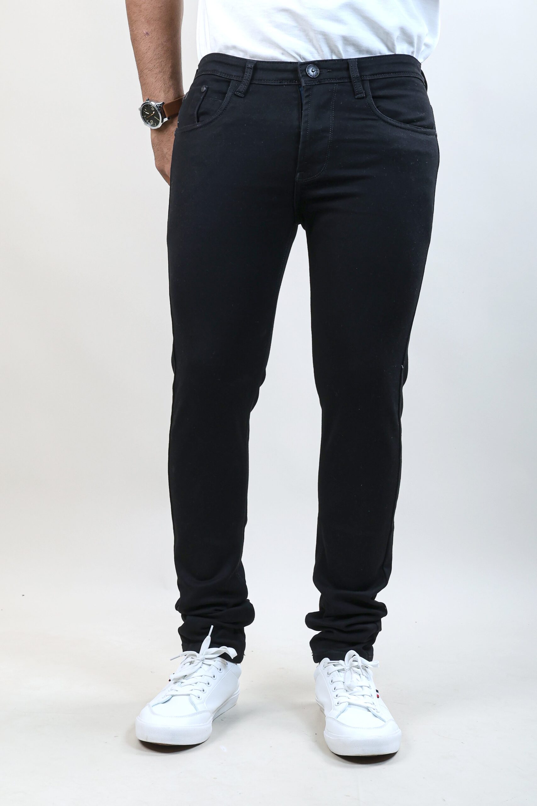 Men's Classic Black Denim Jeans – Timeless Style